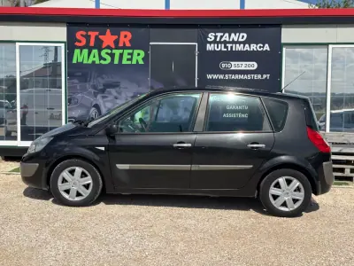 Renault Scénic 2004 - 4350 EUR, 241305 km - AUTO.MOTO.pt - 241305km - foto 4 de 18