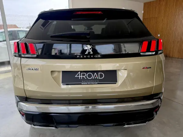 Peugeot 3008 2017 - 18500 EUR, 155000 km - AUTO.MOTO.pt - 155000km - foto 21 de 112