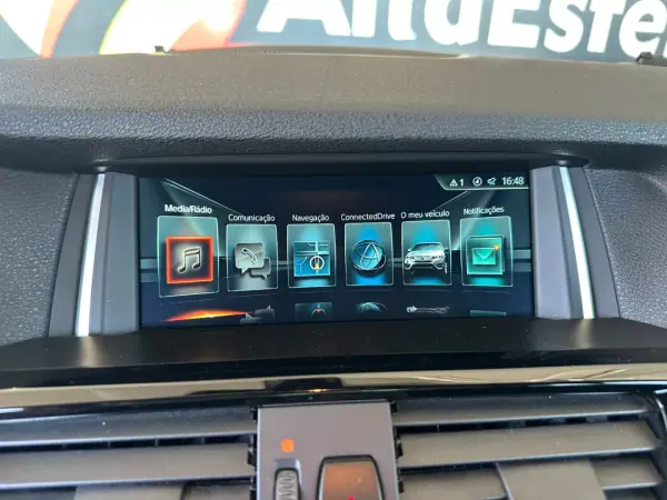 BMW X4 2018 - 32900 EUR, 151467 km - AUTO.MOTO.pt - 151467km - foto 24 de 38