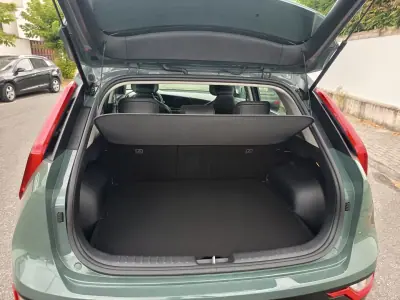 Kia Niro EV 2024 - 27990 EUR, 57400 km - AUTO.MOTO.pt - 57400km - foto 13 de 20