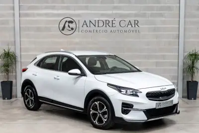 Kia XCeed 2022 - 22450 EUR, 15890 km - AUTO.MOTO.pt - 15890km - foto 2 de 51
