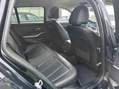 BMW 318 2021 - 24900 EUR, 170000 km - AUTO.MOTO.pt - 170000km - foto 49 de 62