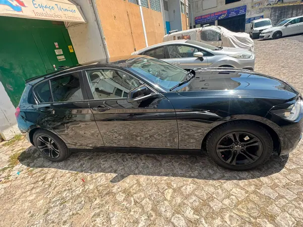 BMW 116 2012 - 10001 EUR, 296000 km - AUTO.MOTO.pt - 296000km - foto 7 de 9