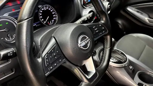 Nissan Juke 2023 - 22570 EUR, 60000 km - AUTO.MOTO.pt - 60000km - foto 43 de 46