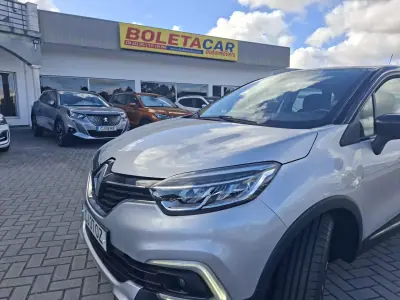 Renault Captur 2018 - 13500 EUR, 113500 km - AUTO.MOTO.pt - 113500km - foto 11 de 29