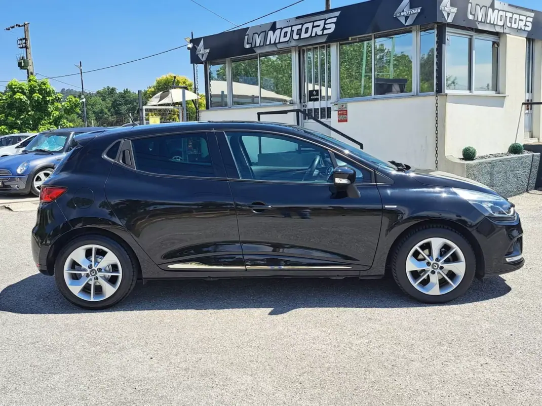 Renault Clio 2017 - 10950 EUR, 112648 km - 112648km - foto 6 de 45