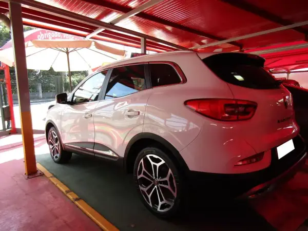 Renault Kadjar BLUE dCi 115 BUSINESS EDITION 2020 Diesel — 99 840 km Renault Kadjar BLUE dCi 115 BUSINESS EDITION 2020 Diesel