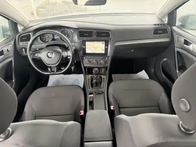 Volkswagen Golf 2017 - 14850 EUR, 162567 km - AUTO.MOTO.pt - 162567km - foto 11 de 20