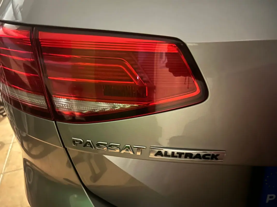 Volkswagen Passat Alltrack 2016 - 19000 EUR, 75500 km - 75500km - foto 4 de 13