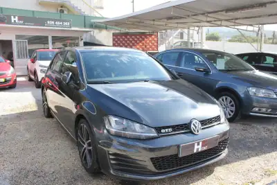 Volkswagen Golf 2015 - 18500 EUR, 230100 km - AUTO.MOTO.pt - 230100km - foto 3 de 19