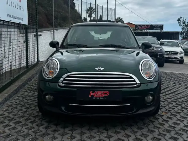 MINI 3 Portas 2012 — photo 2 of 11