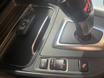 BMW 420 Gran Coupé 2016 - 22999 EUR, 160000 km - AUTO.MOTO.pt - 160000km - foto 35 de 54