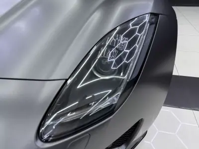 Jaguar F-Type 2018 - 48950 EUR, 57634 km - 57634km - foto 12 de 43