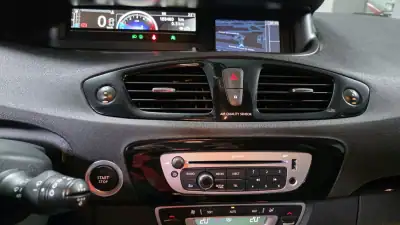 Renault Grand Scénic 2012 - 9990 EUR, 188000 km - AUTO.MOTO.pt - 188000km - foto 9 de 26