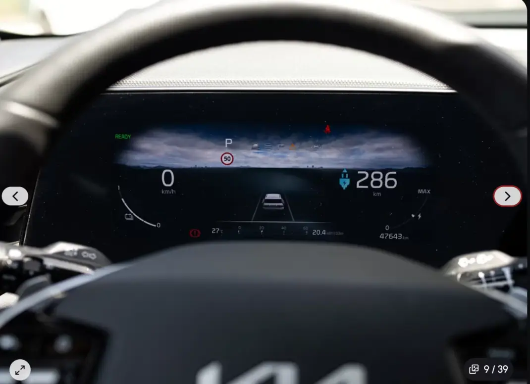 Kia Niro EV 2023 - 29900 EUR, 47643 km - 47643km - foto 8 de 26