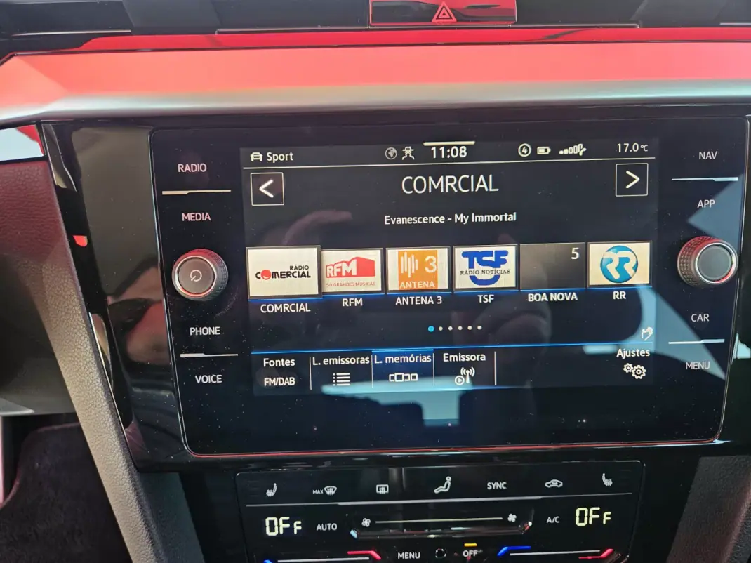 Volkswagen Arteon 2022 - 30500 EUR, 32500 km - AUTO.MOTO.pt - 32500km - foto 34 de 51