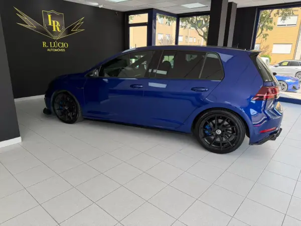 Volkswagen Golf 2019 - 33000 EUR, 173865 km - AUTO.MOTO.pt - 173865km - foto 23 de 30