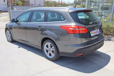 Ford Focus 2015 - 8500 EUR, 162000 km - 162000km - foto 6 de 15