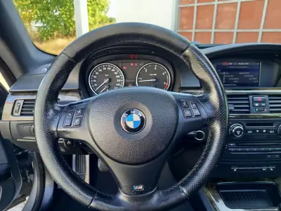 BMW 320 2009 - 11990 EUR, 252500 km - AUTO.MOTO.pt - 252500km - foto 18 de 21