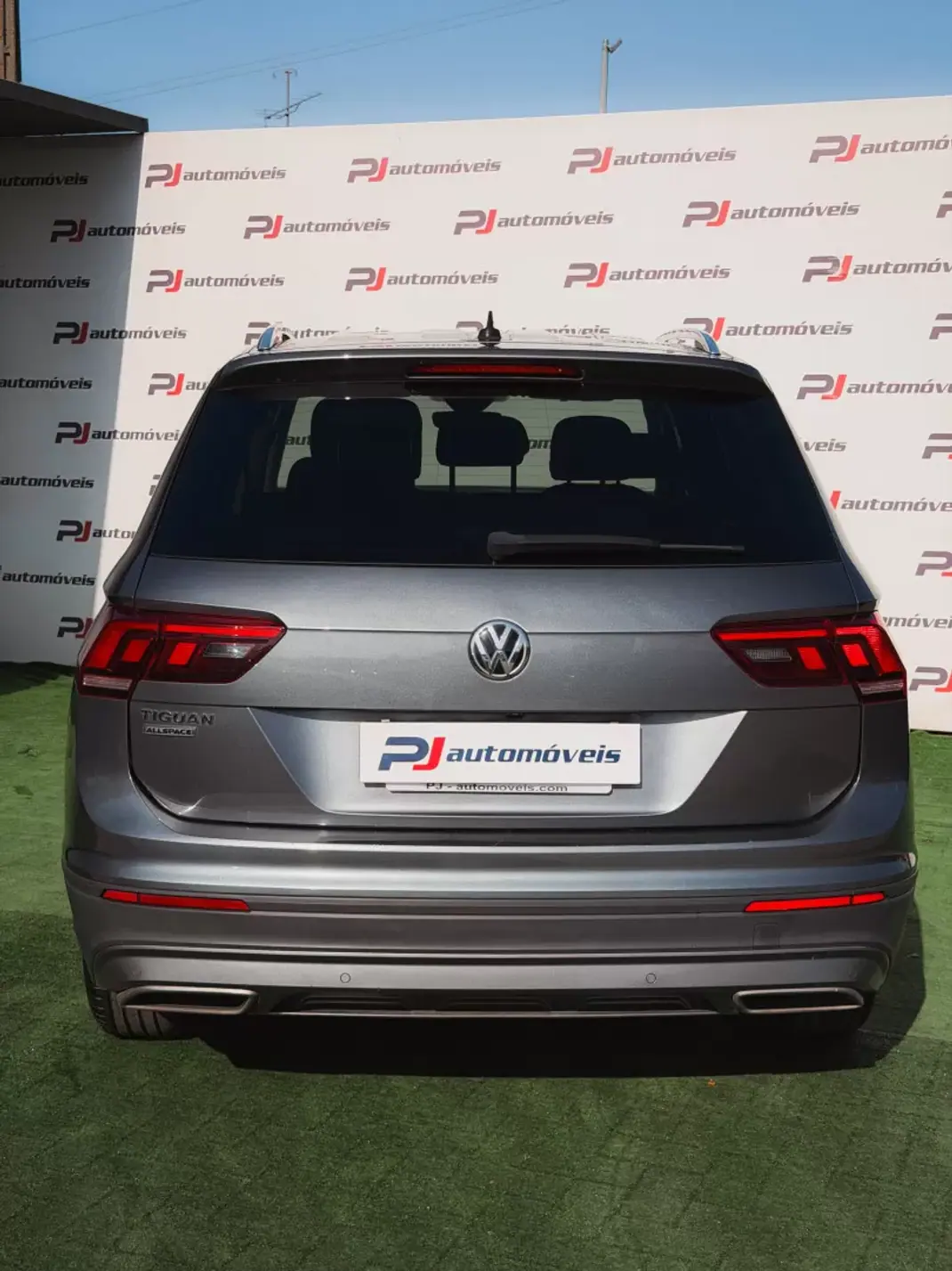 Volkswagen Tiguan Allspace 2020 - 22500 EUR, 178899 km - 178899km - foto 10 de 25