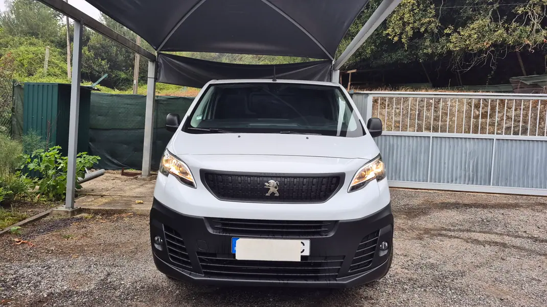 Peugeot Expert 2023 - 21350 EUR, 136807 km - AUTO.MOTO.pt - 136807km - foto 1 de 15