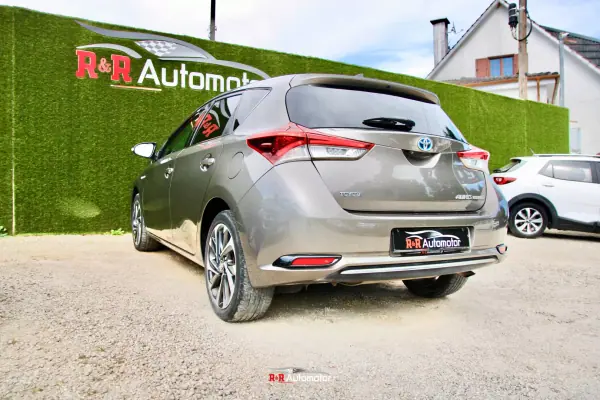 Toyota Auris 2016 - 16500 EUR, 120000 km - AUTO.MOTO.pt - 120000km - foto 9 de 30