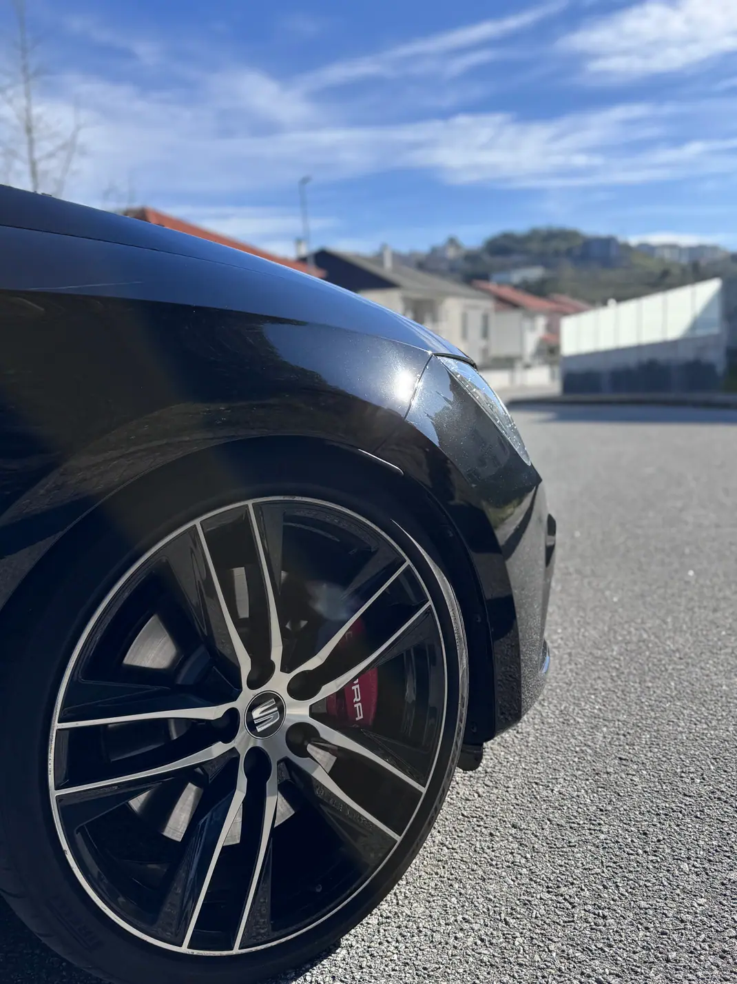 SEAT Leon 2017 - 25900 EUR, 97250 km - AUTO.MOTO.pt - 97250km - foto 5 de 12