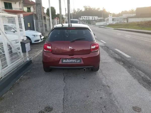 Citroën DS3 2010 - 8900 EUR, 175200 km - AUTO.MOTO.pt - 175200km - foto 44 de 47