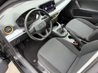 SEAT Ibiza 2022 - 12900 EUR, 85600 km - AUTO.MOTO.pt - 85600km - foto 11 de 12