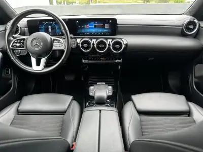 Mercedes-Benz CLA 180 2021 - 26900 EUR, 180000 km - AUTO.MOTO.pt - 180000km - foto 33 de 67