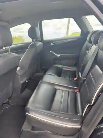 Ford Mondeo 2014 - 7490 EUR, 195600 km - AUTO.MOTO.pt - 195600km - foto 7 de 14