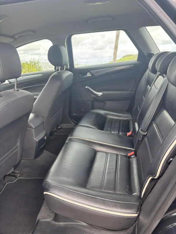 Ford Mondeo 2014 - 5900 EUR, 195600 km - AUTO.MOTO.pt - 195600km - foto 7 de 14