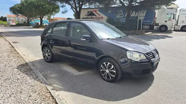 Volkswagen Polo 2008 - 4980 EUR, 154267 km - AUTO.MOTO.pt - 154267km - foto 3 de 38
