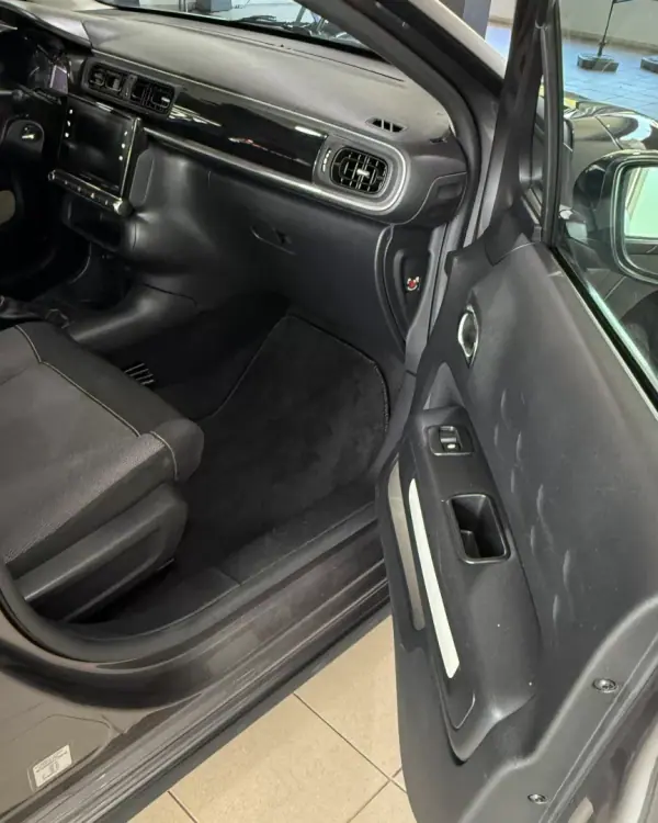 Citroën C3 2018 - 10200 EUR, 126767 km - AUTO.MOTO.pt - 126767km - foto 19 de 22