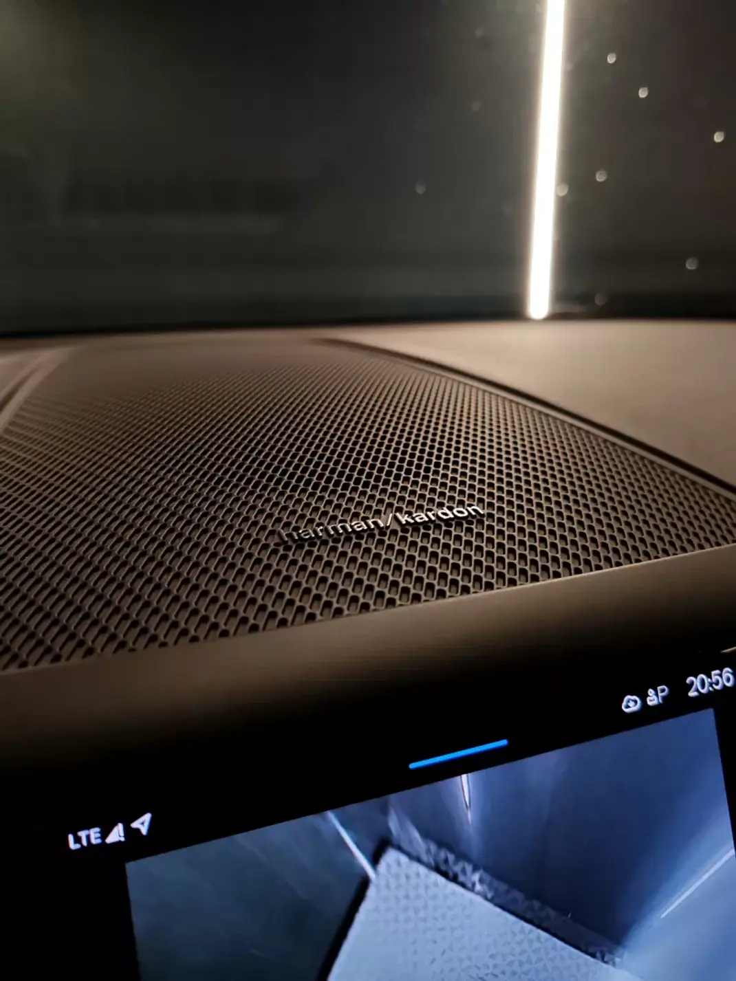 Volvo XC 60 2022 - 41000 EUR, 109000 km - AUTO.MOTO.pt - 109000km - foto 22 de 27