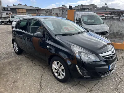 Opel Corsa 2014 - 6450 EUR, 136121 km - AUTO.MOTO.pt - 136121km - foto 7 de 23