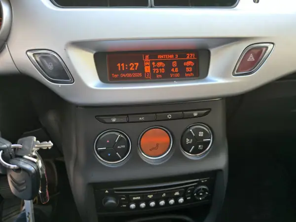 Citroën C3 2010 - 5000 EUR, 229519 km - AUTO.MOTO.pt - 229519km - foto 15 de 20