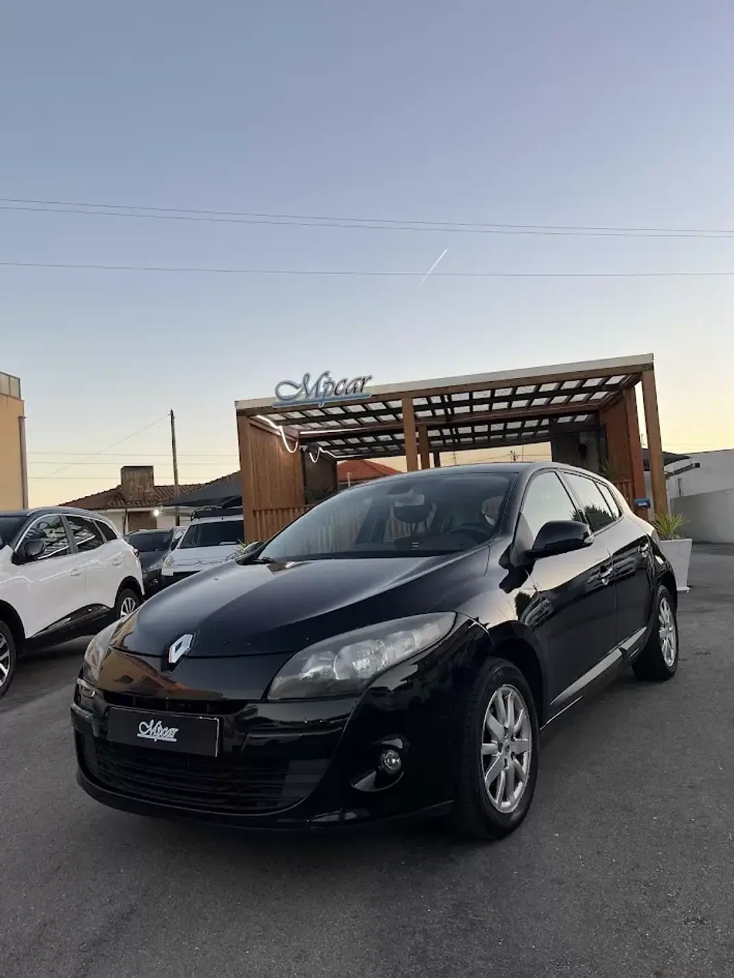 Renault Mégane 2011 - 6750 EUR, 234000 km - AUTO.MOTO.pt - 234000km - foto 34 de 34