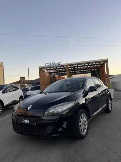 Renault Mégane 2011 - 6750 EUR, 234000 km - AUTO.MOTO.pt - 234000km - foto 34 de 34