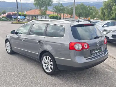 Volkswagen Passat 2008 - 8500 EUR, 223000 km - AUTO.MOTO.pt - 223000km - foto 6 de 17