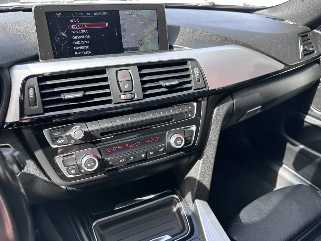 BMW 420 Gran Coupé 2015 - 19500 EUR, 230000 km - AUTO.MOTO.pt - 230000km - foto 34 de 54