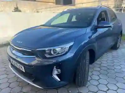 Kia Stonic 2023 - 14990 EUR, 57258 km - AUTO.MOTO.pt - 57258km - foto 2 de 12