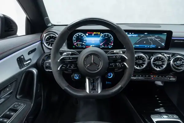 Mercedes-Benz CLA 45 AMG 2024 - 69950 EUR, 21000 km - AUTO.MOTO.pt - 21000km - foto 20 de 60