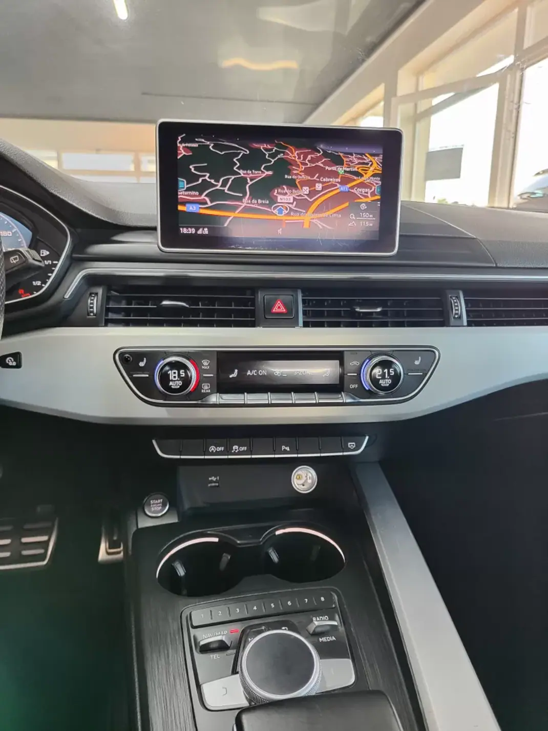 Audi A4 Avant 2017 - 21750 EUR, 126000 km - 126000km - foto 37 de 39