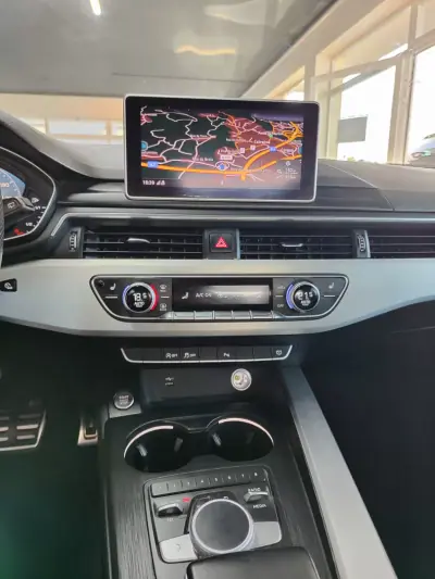 Audi A4 Avant 2017 - 21750 EUR, 126000 km - 126000km - foto 37 de 39