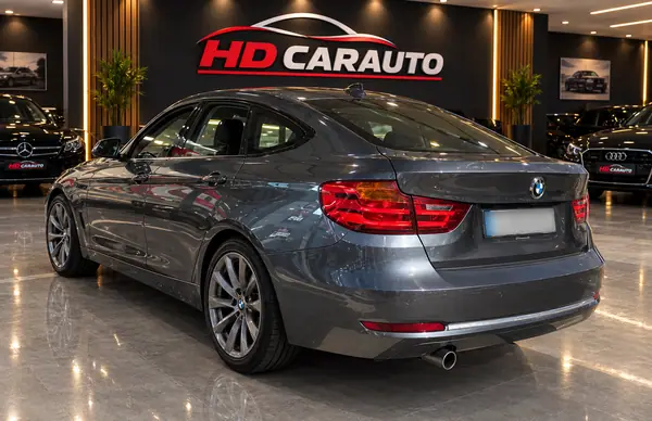 BMW 320 Gran Turismo 2013 — foto 2 de 12