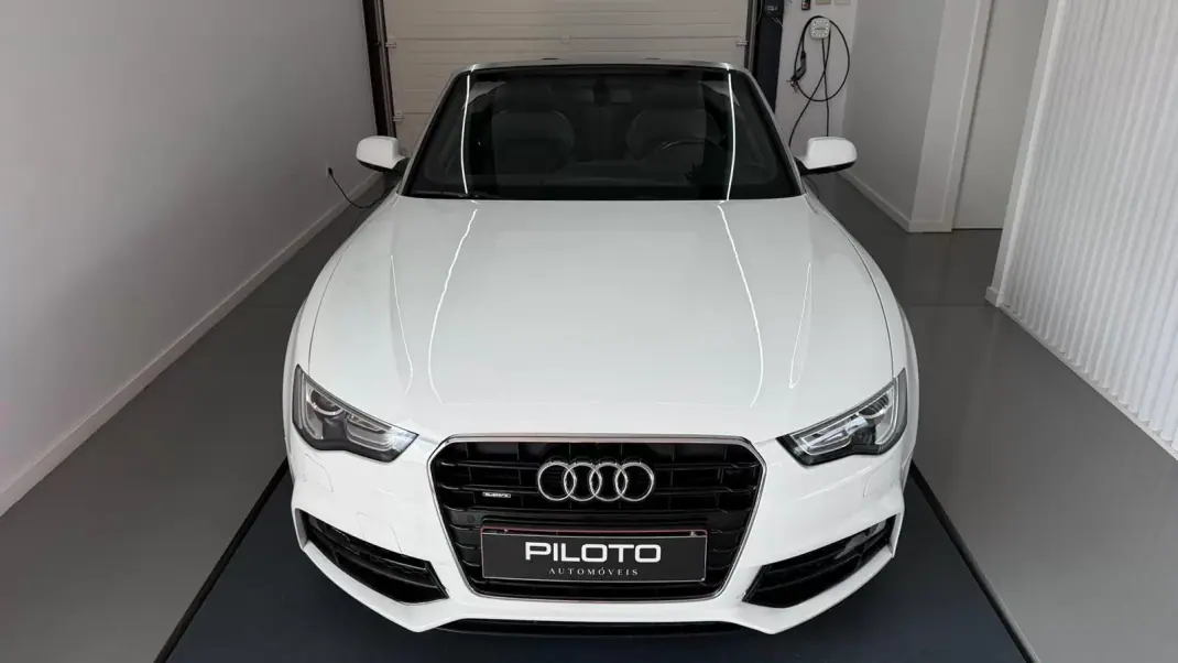 Audi A5 Cabrio 2016 - 25900 EUR, 121865 km - AUTO.MOTO.pt - 121865km - foto 4 de 32