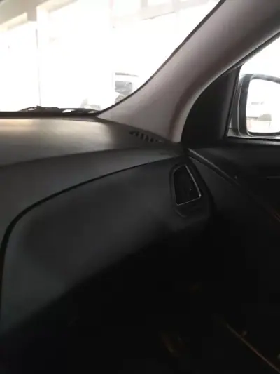 Hyundai ix35 2013 - 9990 EUR, 157000 km - AUTO.MOTO.pt - 157000km - foto 31 de 34