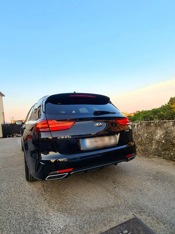 Kia Ceed SW 1.6 GDi PHEV Drive 6DCT 2022 Híbrido Plug-In
