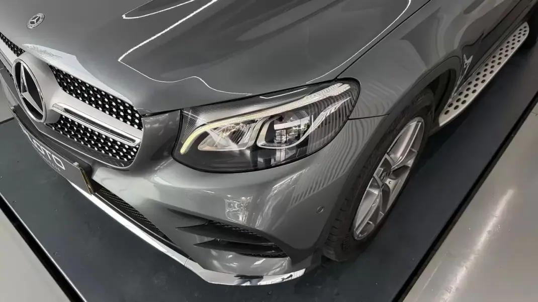 Mercedes-Benz GLC 250 2017 - 38490 EUR, 96900 km - AUTO.MOTO.pt - 96900km - foto 2 de 27